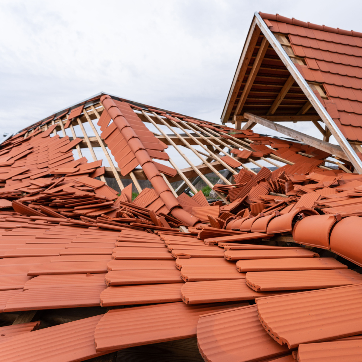 Mission Bend roof in need of immediate roof replacement.