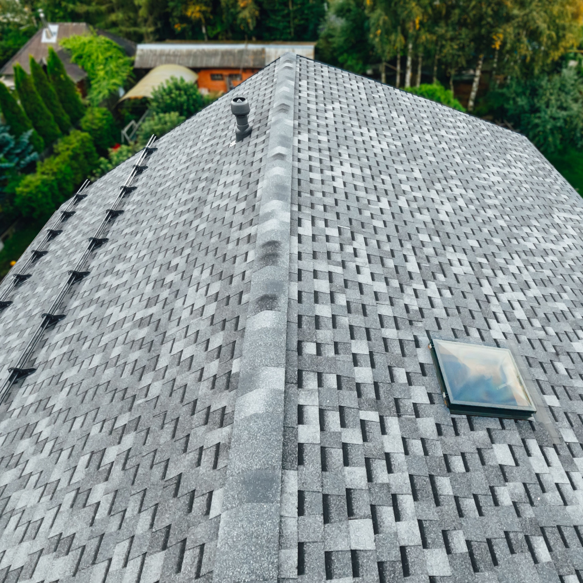 Learn the benefits a Willow Creek Farms roof replacement.