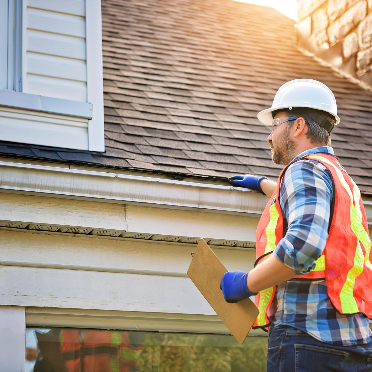 Get an Oakwood Forest roof replacement to enjoy energy savings.